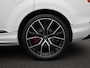 Audi Q7 60 TFSI e quattro Pro Line S Competition l Adaptive cruise control l Glazen panoramadak l Bang & Olufsen Advanced 3D l Dodehoekdetectie l 360 graden camera l Luchtvering l Stoelverwarming voor en achter l Head-up display l HD-matrix l Elektr. voorst. geheugen best. l Trekhaak l Alarm klasse III l Optiekpakket zwart plus l Navigatie l Climate control