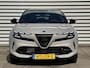 Alfa Romeo Junior 1.2 Turbo Hybrid Ibrida Speciale Achteruitrijcamera | Adaptive Cruise Controle | Navigatie | Elektrische Stoelen | Massage Functie
