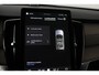 Volvo XC90 T8 Plug-in hybrid Ultra Dark | Bowers&Wilkins | Luchtvering | Massage | 22 Inch | Trekhaak | Head-Up