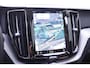 Volvo XC60 T6 350PK Automaat Plug-in Hybrid AWD Plus Bright / Navigatie / Elektrisch glazen schuif-kanteldak / Leren bekleding / Elektrisch verstelbare stoelen met geheugen / Stuur & Stoelverwarming / Achteruitrijcamera / Elektrische achterklep / Cruise control