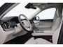 Volvo XC90 T8 Plug-in hybrid Ultra Dark | Bowers&Wilkins | Luchtvering | Massage | 22 Inch | Trekhaak | Head-Up