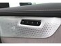 Volvo XC90 T8 Plug-in hybrid Ultra Dark | Bowers&Wilkins | Luchtvering | Massage | 22 Inch | Trekhaak | Head-Up