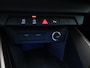 Audi A1 Sportback 25 TFSI Advanced edition l Adaptive cruise control l Achteruitrijcamera l Climate control l Navigatie l Stoelverwarming l Lichtpakket plus ambient light l LED-koplampen l Privacy glas l Audi virtual cockpit l Audi sound system l Audi phone box