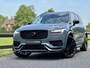 Volvo XC90 2.0 T8 Recharge | AWD | Dark Label | Panoramadak | Luchtvering | Adapt Cruise | Standkachel | 360 camera | Trekhaak | Incl btw