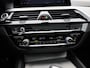 BMW 5-Serie Touring 520i High Executive Edition | Automaat | M-Pakket | Apple Carplay / Android Auto | Panoramadak | Achteruitrijcamera | Parkeersensoren | Head-up Display |