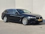 BMW 5-Serie Touring 530e xDrive Executive / Elektrische trekhaak 2.000 kg / LED / Volledig Dealer Onderhouden / Leder / Apple Carplay/Android Auto / Camera / Navigatie / Stoel Verwarming / Zonne Wering / ACC /