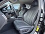 BMW 5-Serie Touring 530e xDrive Executive / Elektrische trekhaak 2.000 kg / LED / Volledig Dealer Onderhouden / Leder / Apple Carplay/Android Auto / Camera / Navigatie / Stoel Verwarming / Zonne Wering / ACC /
