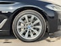 BMW 5-Serie Touring 530e xDrive Executive / Elektrische trekhaak 2.000 kg / LED / Volledig Dealer Onderhouden / Leder / Apple Carplay/Android Auto / Camera / Navigatie / Stoel Verwarming / Zonne Wering / ACC /