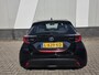 Toyota Yaris 1.5 Hybrid Dynamic met RED pack Climaat Cruise LM velgen