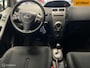 Toyota Yaris 1.3 VVTi Automaat-Parkeersensor-Cruise Contr.