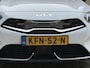 Kia Ceed Sportswagon 1.6 GDI PHEV DynamicPlusLine | Facelift model | Adaptieve cruise | Camera | Navigatie | Apple CarPlay / Android Auto | Keyless entry&start | LED | DAB | Stoel&stuurverwarming | Volledig dealeronderhouden | Fabrieksgarantie