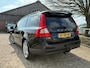 Volvo V70 2.5T Kinetic | Automaat + Cruise + Clima Nu € 6.975,-!!!
