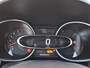 Renault Clio Estate 0.9 TCe Limited | Navigatie | LM Velgen 16" | Parkeersensoren Achter | Cruise Control | DAB | Airco |