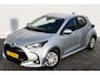 Toyota Yaris 1.5 Hybrid Active Automaat | 66.000 KM, Camera | Keyless |Clima | PDC | | Trekhaak Cruise | Navi | Carplay/Android | Regensensor |