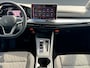 Volkswagen Golf 1.5 204pk eHybrid Life Edition Achteruitrijcamera 'Rear View' | 	Voorstoelen verwarmbaar | Parkeersensoren voor en achter