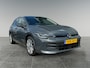 Volkswagen Golf 1.5 204pk eHybrid Life Edition Achteruitrijcamera 'Rear View' | 	Voorstoelen verwarmbaar | Parkeersensoren voor en achter