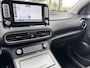 Hyundai Kona Electric EV Fashion 64 kWh | SOH: 95,5% | Full LED | Blindspot | Elektr Stoelen | Two Tone White - Darknight metallic |
