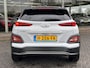 Hyundai Kona Electric EV Fashion 64 kWh | SOH: 95,5% | Full LED | Blindspot | Elektr Stoelen | Two Tone White - Darknight metallic |
