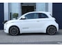 Fiat 500e La Prima 24 kWh | Adaptieve Cruise | Pano | Leder | Stoelverwarming | Camera | JBL Audio | Navi | Carplay | Keyless