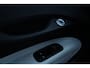 Fiat 500e La Prima 24 kWh | Adaptieve Cruise | Pano | Leder | Stoelverwarming | Camera | JBL Audio | Navi | Carplay | Keyless