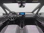 Volkswagen ID.3 Pro 58 kWh 204 PK | LED IQ verlichting | Navigatie | Achteruitrijcamera | Stoel en Stuurwielverwarming | Panoramadak |