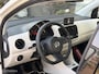 Volkswagen Up! 1.0 move up! Airco Bluetooth Garmin Navigatie