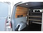 Volkswagen Transporter 2.0 TDI 110pk L2H1 28 DC Comfortline | App Connect Navigatie | Cruise Control | Trekhaak | Parkeersensoren Achter