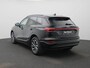 Audi Q6 e-tron edition 83 kWh l Adaptive cruise control l Climate control l Navigatie l Stuurverwarming l Stoelverwarming voor en achter l 360 graden camera l Carbon pakket l Trekhaak l Warmtepomp l Audi virtual cockpit plus l Audi sound system