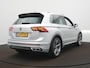 Volkswagen Tiguan 1.5 TSI R-Line Business+ Navigatie - Automaat - Pdc - Clima - Stoelverwarming