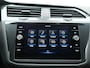 Volkswagen Tiguan 1.5 TSI R-Line Business+ Navigatie - Automaat - Pdc - Clima - Stoelverwarming