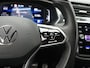 Volkswagen Tiguan 1.5 TSI R-Line Business+ Navigatie - Automaat - Pdc - Clima - Stoelverwarming