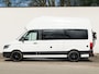 Volkswagen Crafter Grand California XXL 177Pk Automaat (LED KOPLAMPEN, STOELVERWARMING, KEUKEN, CENTRALE VERWARMING, KOELKAST, TOILET, DOUCHE, THULE ZONNESCHERM, FIETSENDRAGER, ZOET WATER)