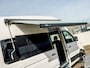 Volkswagen Crafter Grand California XXL 177Pk Automaat (LED KOPLAMPEN, STOELVERWARMING, KEUKEN, CENTRALE VERWARMING, KOELKAST, TOILET, DOUCHE, THULE ZONNESCHERM, FIETSENDRAGER, ZOET WATER)