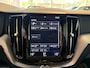 Volvo XC60 2.0 T8 AWD R-Design Pano Leder Navi Carplay LED Memory e.Trekhaak
