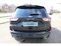 Ford Kuga 2.5-225pk PHEV 'Vignale' Plug-in Hybrid Automaat. Luxe hybride rijden voor een reëel bedrag ! Adaptieve Cruise Control, Climate Control, Stoel-, stuur-, voorraam- en achterbankverwarming, Side- en lane assist, Camera, Head-up display etc.