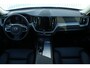 Volvo XC60 T6 Automaat AWD Plus Dark | Panoramadak | Semi-elektrische trekhaak | Verwarmbare voorstoelen en achterbank | 360 Graden Camera | Apple Carplay/Android Auto | Stuurwielverwarming | Adaptieve Cruise Control | Elektrisch Verstelbare Stoelen | Keyless Entry | Stuurwielverwarming