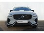 Volvo XC60 T6 Automaat AWD Plus Dark | Panoramadak | Semi-elektrische trekhaak | Verwarmbare voorstoelen en achterbank | 360 Graden Camera | Apple Carplay/Android Auto | Stuurwielverwarming | Adaptieve Cruise Control | Elektrisch Verstelbare Stoelen | Keyless Entry | Stuurwielverwarming