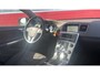 Volvo V60 2.0 D3 Momentum AUTOMAAT / NWE D-RIEM / TREKHAAK /  XENON / STOELVERW / NAVI / CLIMA / PDC / BLUETOOTH / CRUISE