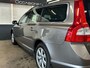 Volvo V70 2.0T Summum + LEDER !!