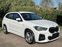 BMW X1 xDrive25e M Sport | M pakket | Afneembare Trekhaak | Sportstoelen | Stoelverwarming | Elek. verstelbare stoel met geheugen | Elektrische achterklep | Driving Assistant Plus