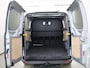 Ford Transit Custom 320 2.0 TDCI | L2 H1 | Active | Dubbele Cabine | Schuifdeur L + R | Trekhaak | LM Velgen | Treeplanken | 5-zits | Parkeercamera | Navigatie