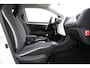 Toyota Aygo 1.0 VVT-i x-joy | Apple Carplay / Android Auto | Clima | Camera | 15 inch | Bluetooth | Privacy glas | DAB
