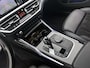 BMW 3-Serie 318i Business Edition | M-SPORT PAKKET | HALF LEDER-ALCANTARA INTERIEUR | ACHTERUITRIJCAMERA | APPLE CARPLAY | ANDROID AUTO | TREKHAAK WEGKLAPBAAR | LED VERLICHTING | INTERIEUR VERLICHTING |