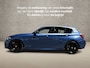 BMW 1-Serie 118i M Sport High Executive Automaat (GROOT NAVI, M PAKKET, VIRTUAL COCKPIT, LEDER, STOELVERWARMING, SPORTSTOELEN, GETINT GLAS, PARKEERSENSOREN, NIEUWE APK, NIEUWSTAAT)