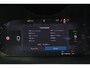 Volvo XC60 T6 Recharge AWD Plus Black Edition - Panorama/schuifdak - IntelliSafe Assist & Surround - 360º Camera - Harman Kardon audio - Adaptieve LED koplampen - Verwarmde voorstoelen, stuur & achterbank - Parkeersensoren voor & achter - Elektr. bedienb. bestuurdersstoel met geheugen - Head up display - Draadloze tel. lader - Extra getint glas - 21' LMV