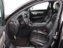 Volvo V90 2.0 T4 R-Design | Trekhaak | Leder/Alcantara | Stoelverwarming | Adaptive cruise | Camera | Carplay | Keyless | Side Assist | Navigatie | Climate control | Sportstoelen | Getint glas