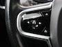 Volvo V90 2.0 T4 R-Design | Trekhaak | Leder/Alcantara | Stoelverwarming | Adaptive cruise | Camera | Carplay | Keyless | Side Assist | Navigatie | Climate control | Sportstoelen | Getint glas