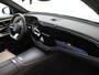Mercedes-Benz E-klasse 300 e AMG Line / Panoramadak/ 20 inch/ Night/ SUPERSCREEN/ Burmester 4D/ Digital Light/ Beige interieur
