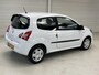 Renault Twingo 1.2 16V Parisienne / Airconditioning / Stuurbekrachtiging