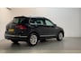 Volkswagen Tiguan 1.5 TSI Life Business Trekhaak Navigatie Parkeersensoren DAB+ Climate Control